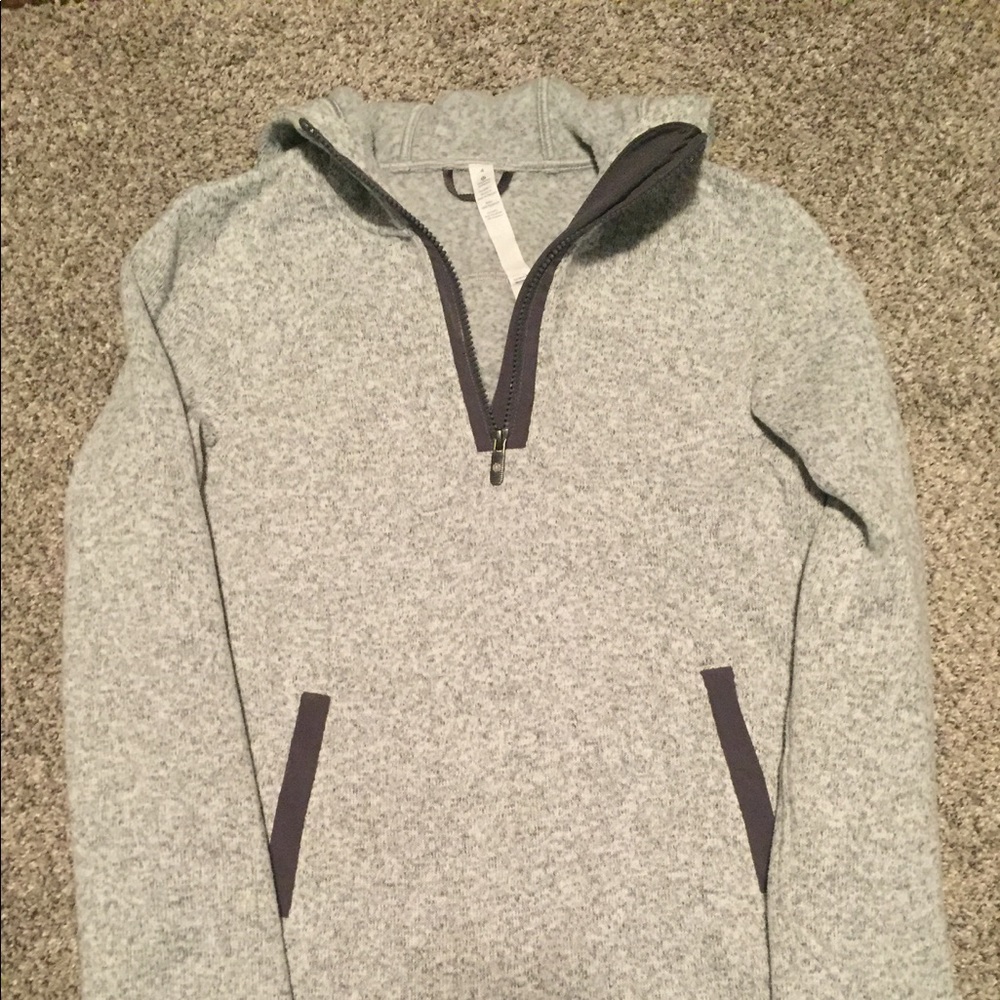 It's fleecing cold lululemon pullover